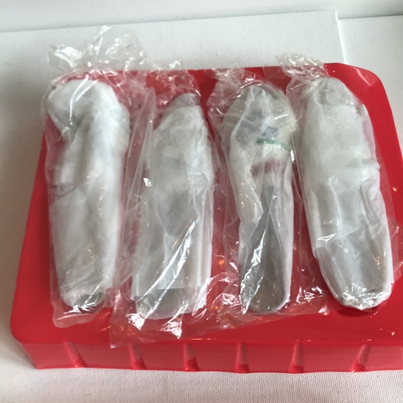 Holiday Cheer 4 piece Spreader Set - Picture 3 of 3